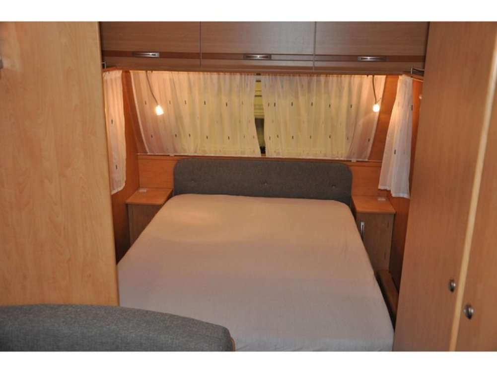 Caravelair Ambiance Style 460 VRIJSTAAND BED, LICHT - Photo 11